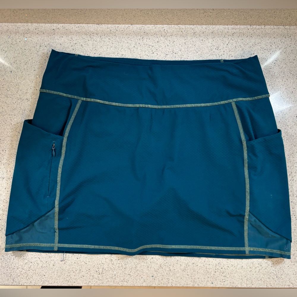 Athleta Teal Skort with Pockets